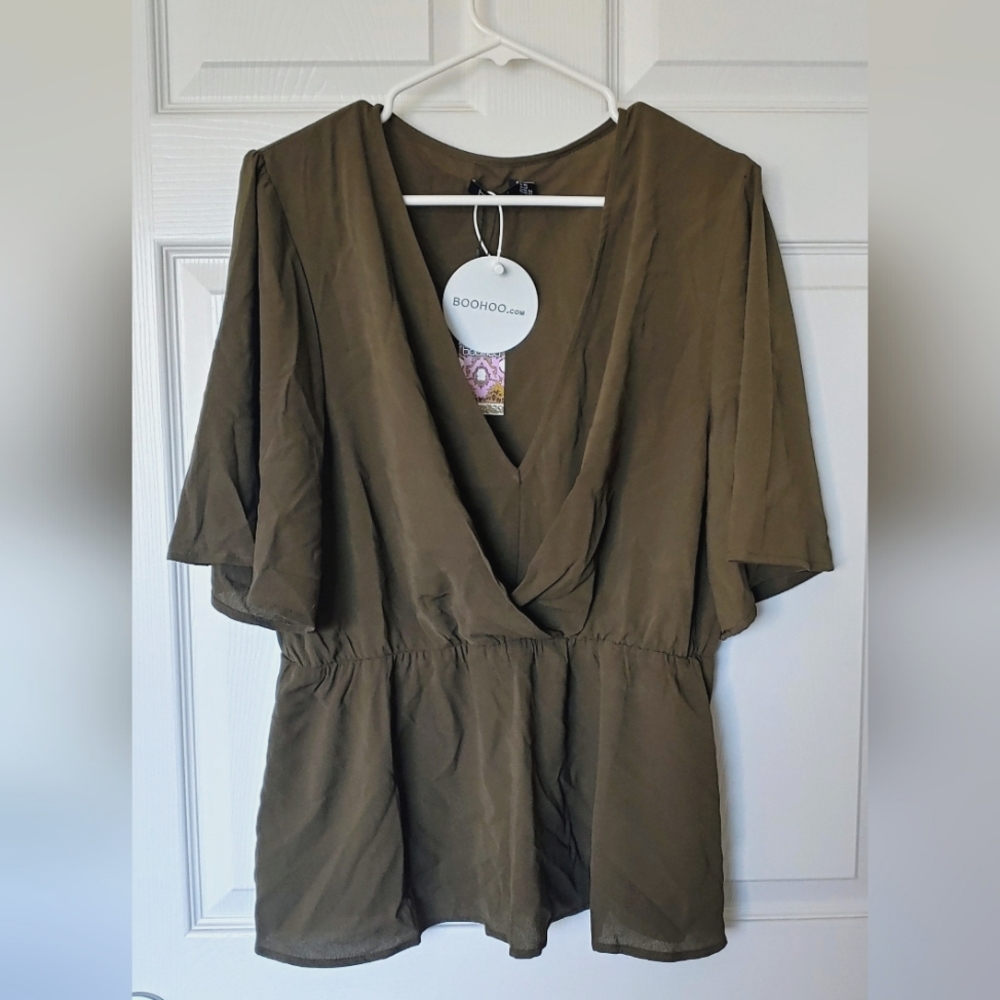 BOOHOO PLUS Angel Sleeve Peplum Blouse